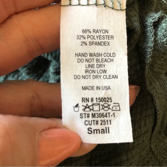 Emory Park Green V-Neck Long Sleeve Boho Top Size Small - Picture 8 of 8